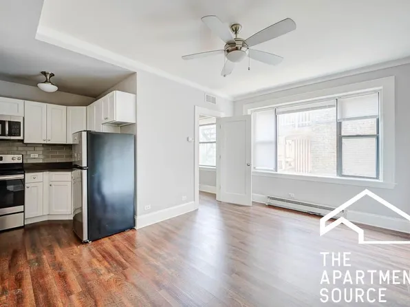 818 W Lakeside Pl #817-208, Chicago, IL 60640