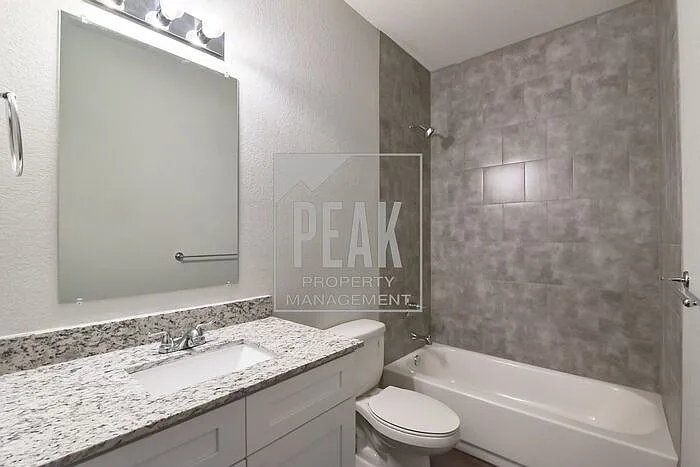 1806 Bessie St — Photo 13