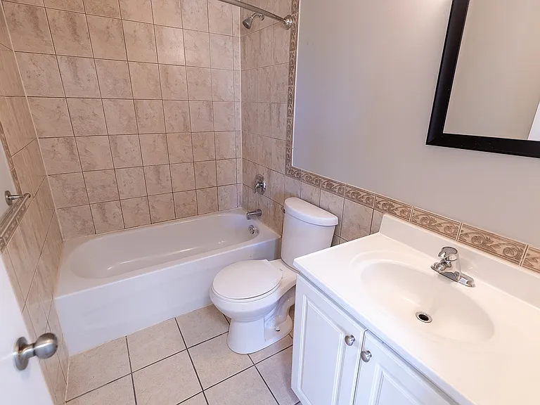 143 Westchester Cres — Photo 7