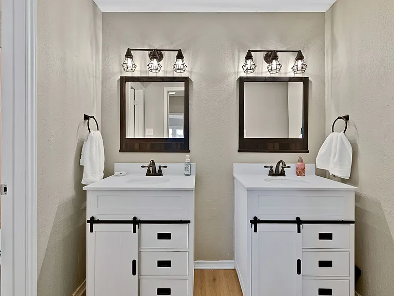 3129 Sondra Dr #107 — Photo 13