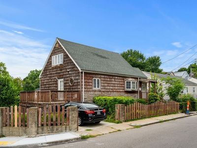 9 Viking Ter, Mattapan, MA, 02126