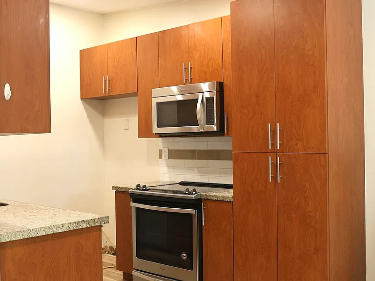 7914 Pembroke Rd #7914 — Photo 3