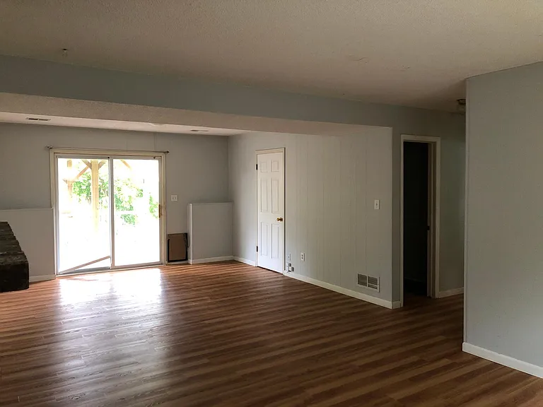 Lower floor living area