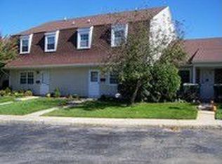 23 Meadow Ct, Huntington Station, NY 11746