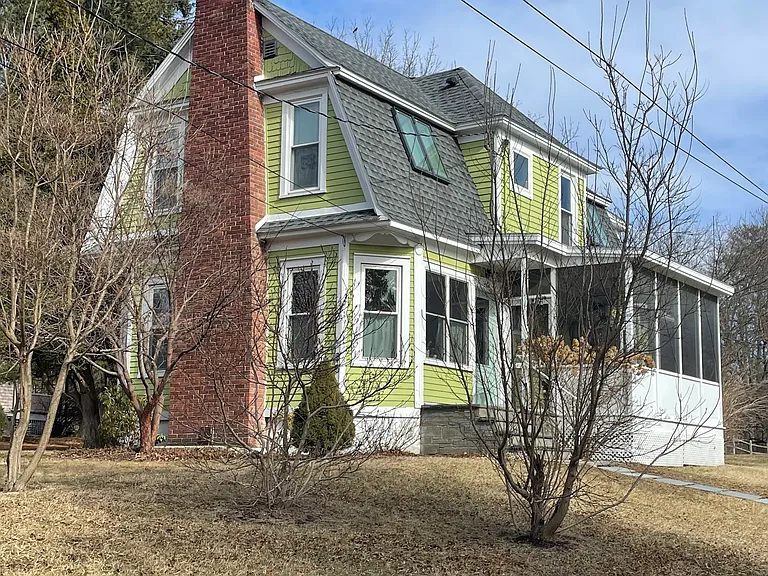 35 Myers Rd — Photo 2