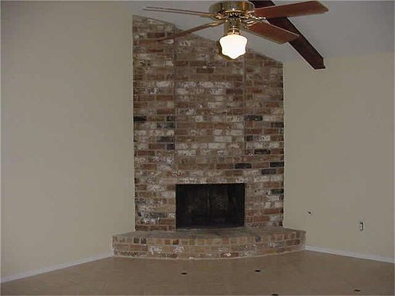 4th image of 10530 Huntington Wood Dr