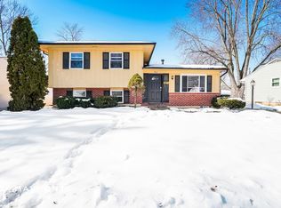 2821 Fleet Rd, Columbus, OH 43232