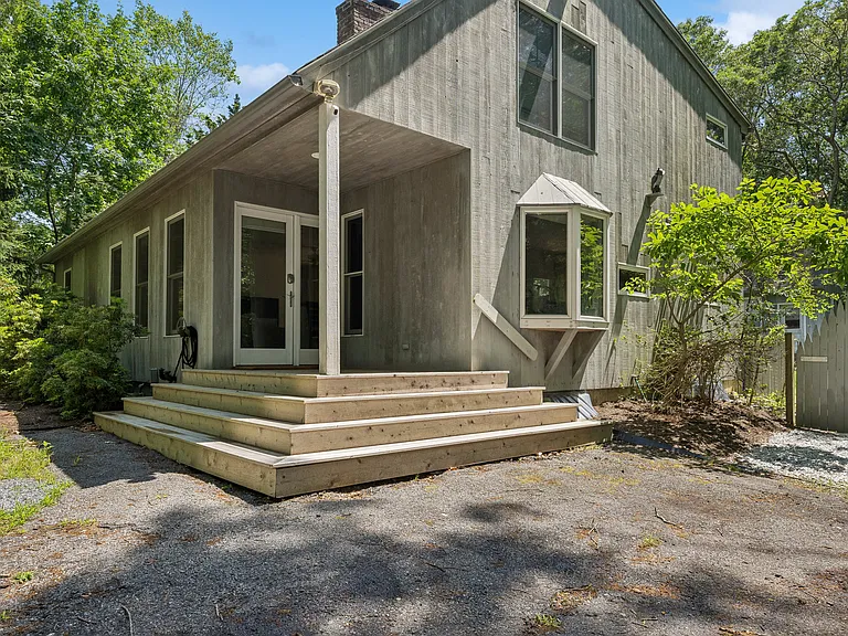 166 Woodbine Dr — Photo 17