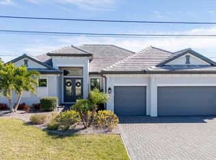 1211 SE 10th Ave, Cape Coral, FL 33990