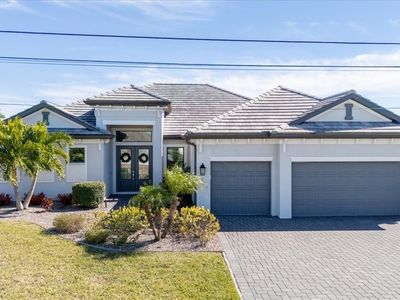 1211 SE 10th Ave, Cape Coral, FL, 33990