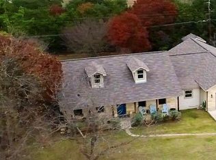 186 Maple St, Fredericksburg, TX 78624