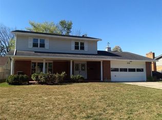 419 Fairway Dr, Fairborn, OH 45324