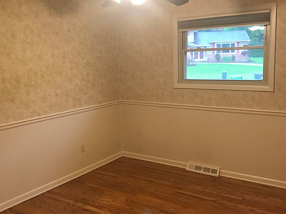 2nd image of 6299 Dunfield Dr