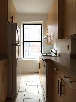 Rented by Bohemia Realty Group | media 7