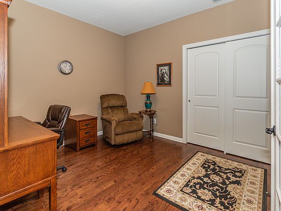 4th image of 5195 Orahood Ct