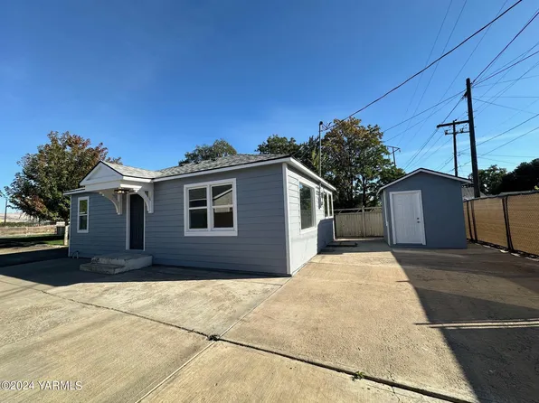 708 N 7th St, Yakima, WA 98901