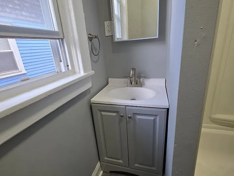 Unit Photo