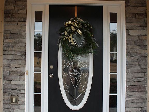 3rd image of 173 Miller Dr