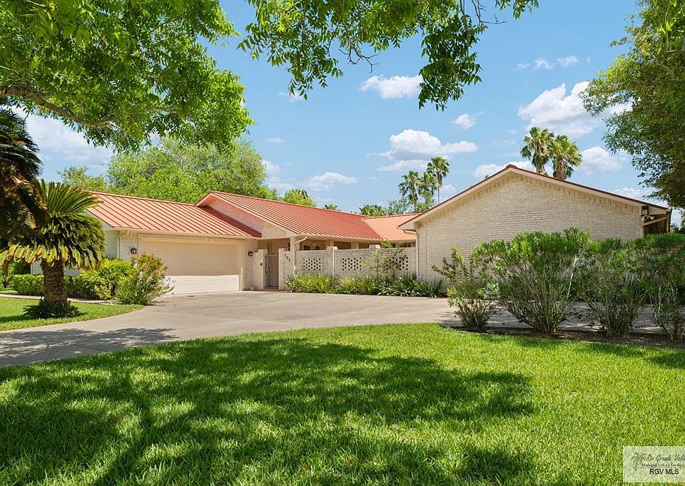 1st image of 155 S Nueces Park Ln