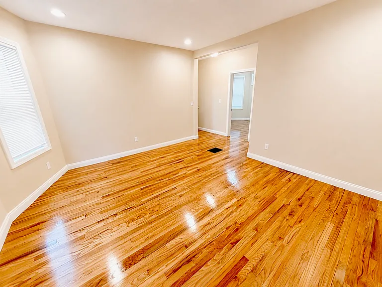 19 Dunlap St #3 — Photo 9