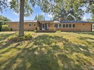 840 Brentford Dr, Saint Louis, MO