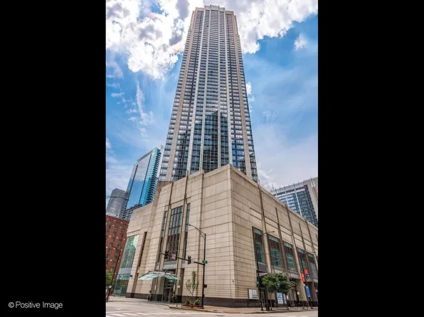 512 N McClurg Ct APT 5002, Chicago, IL 60611