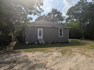 7715 W Hardy Rd, Houston, TX 77022