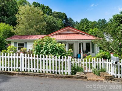 152 E Marshall St, Waynesville, NC, 28786