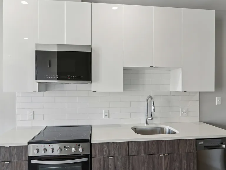 The Frances at Ashmont Flats — Photo 25