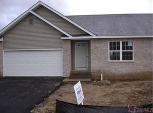 2 Danbury Ct, Warren, OH 44481