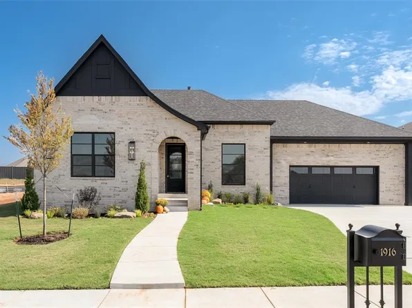 1916 Parkwood Ave, Edmond, OK 73034