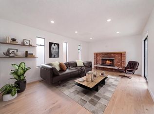 3974 W 10th Ave, Vancouver, BC V6R2G8