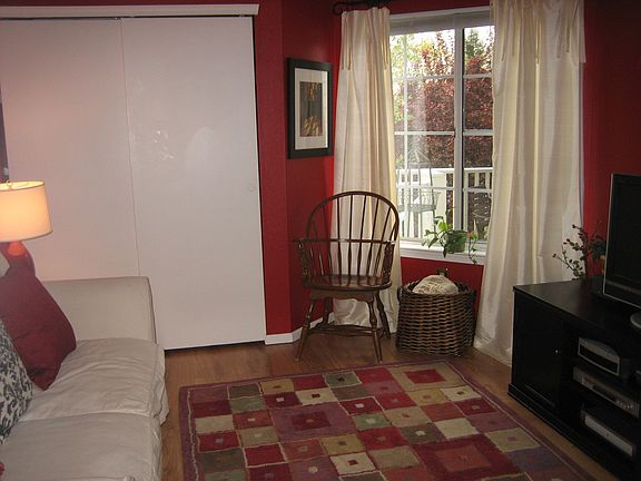Second bedroom