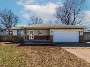 2203 W 46th St S, Wichita, KS 67217