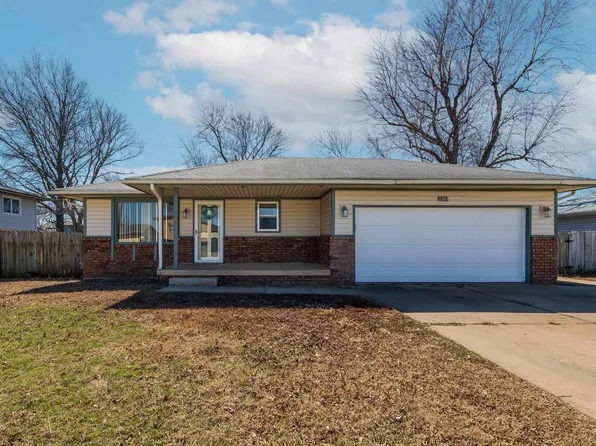 2203 W 46th St S, Wichita, KS 67217