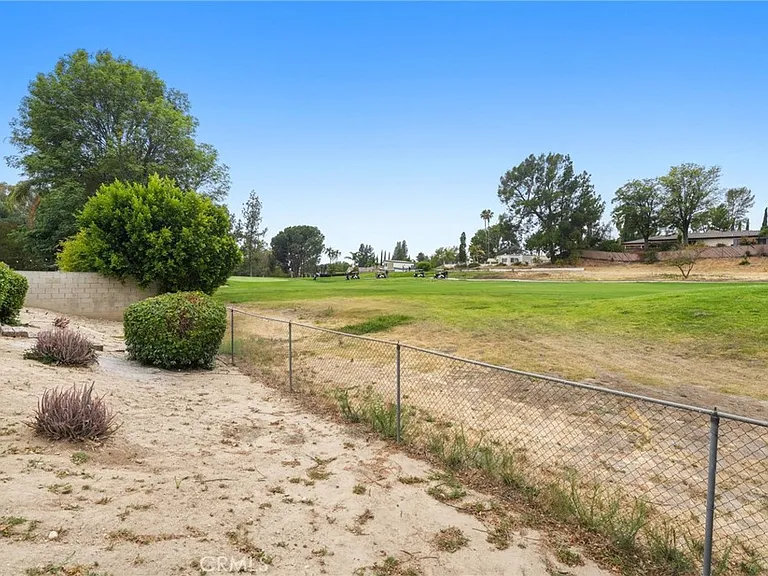 11803 Gerald Ave — Photo 29