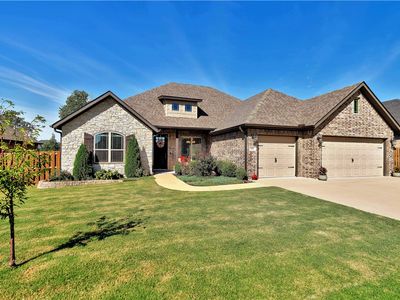 695 Malbec Rd, Springdale, AR, 72762