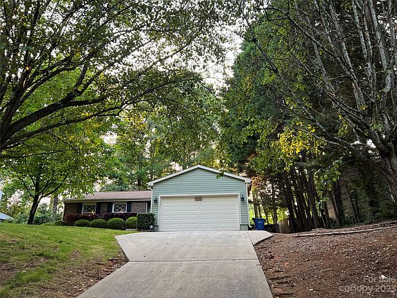 3rd image of 7001 Wooden Rail Ln #40
