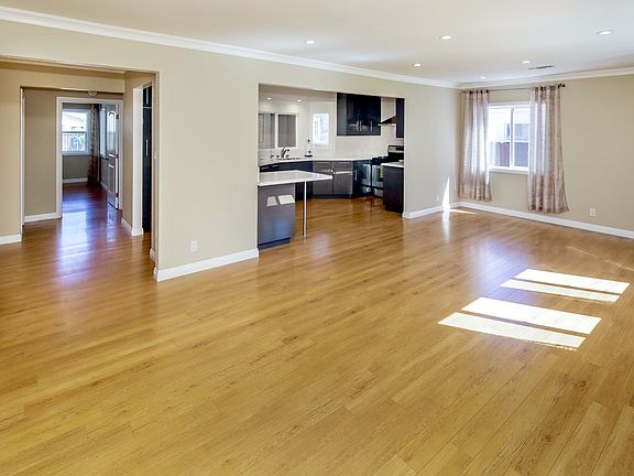5th image of 7730 Genesta Ave
