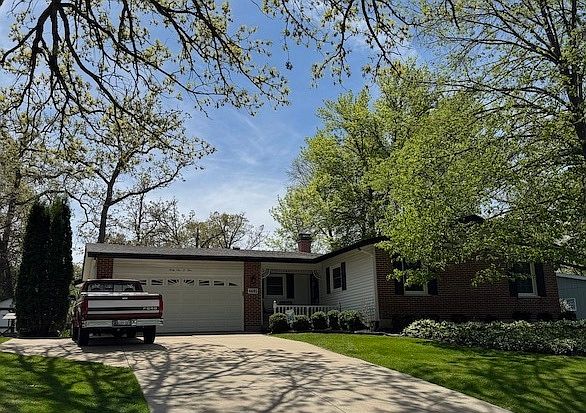 1st image of 4605 Sussex Dr