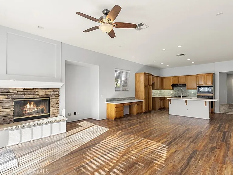 12211 Avon Ct — Photo 13