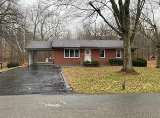 212 Cedar Hill Dr, Elizabethtown, KY 42701