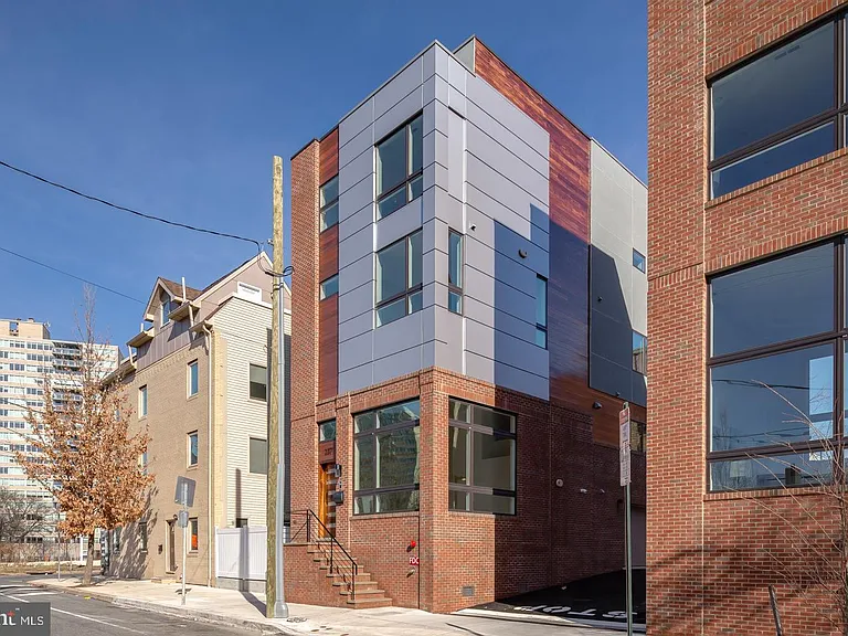 237 N 23rd St #1 — Photo 28