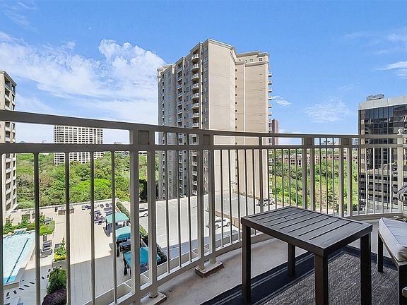 3rd image of 3225 Turtle Creek Blvd APT 917