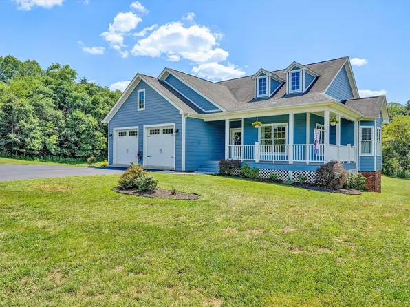 131 Grand Harbour Ct, Hardy, VA 24101