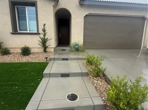 1749 Oleander Pl, Banning, CA 92220