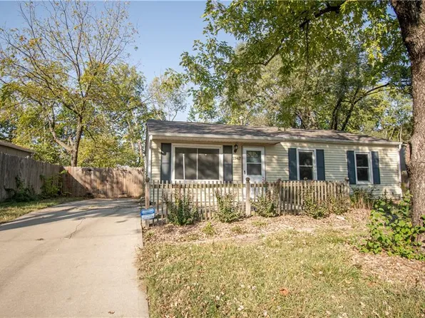 1947 Miller Dr, Lawrence, KS 66046