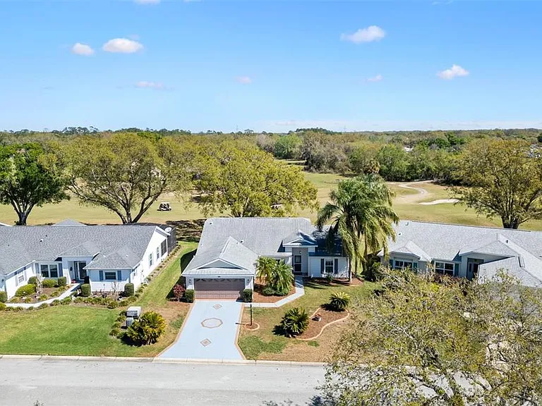 3909 River Crest Cir — Photo 2