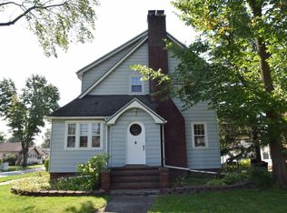 2403 Court St, Saginaw, MI 48602