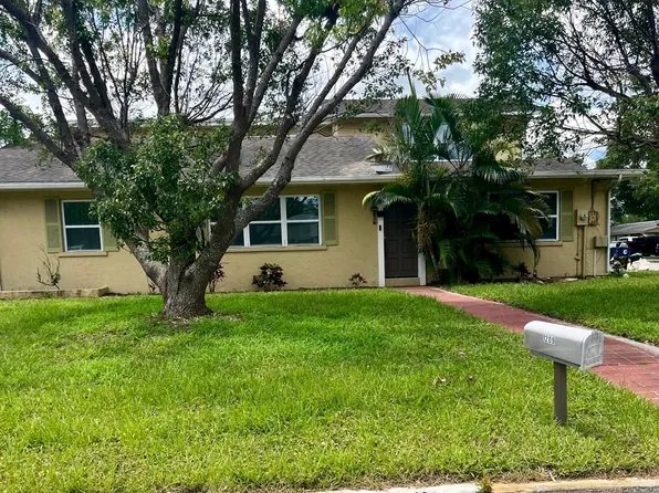 1209 13th St W, Palmetto, FL 34221